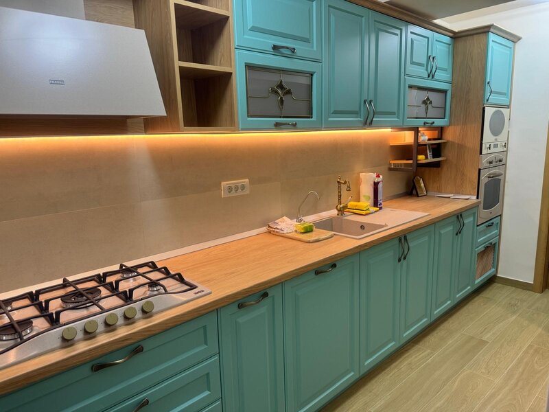 Decebal - proprietar.