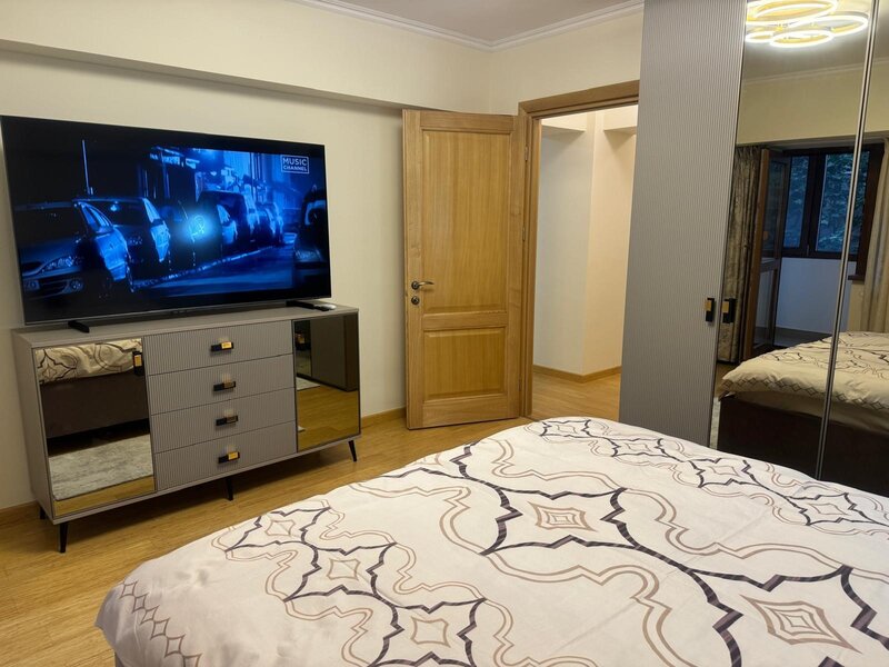 Decebal - proprietar.